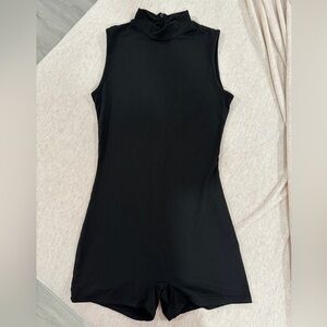 Workout romper with zipper